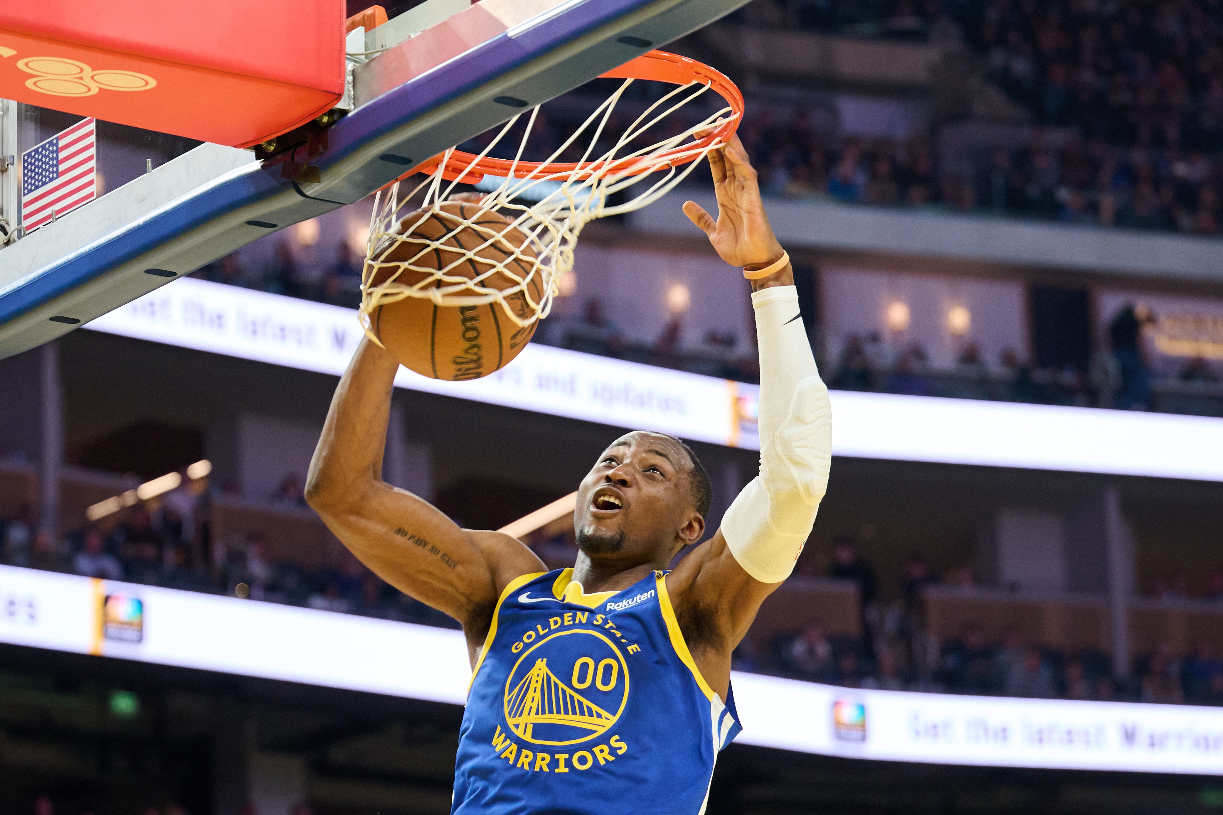 科爾:庫明加全明星后的前幾場還上不了 他屆時還需恢復(fù)和合練