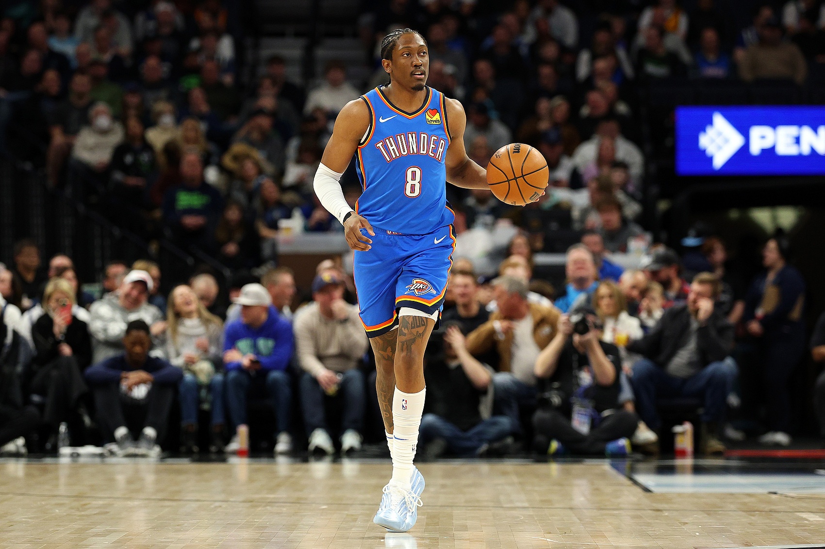 戰(zhàn)績(jī)?cè)谖鞑窟b遙領(lǐng)先后的動(dòng)力？杰倫威：教練稱之為磨礪我們的劍刃