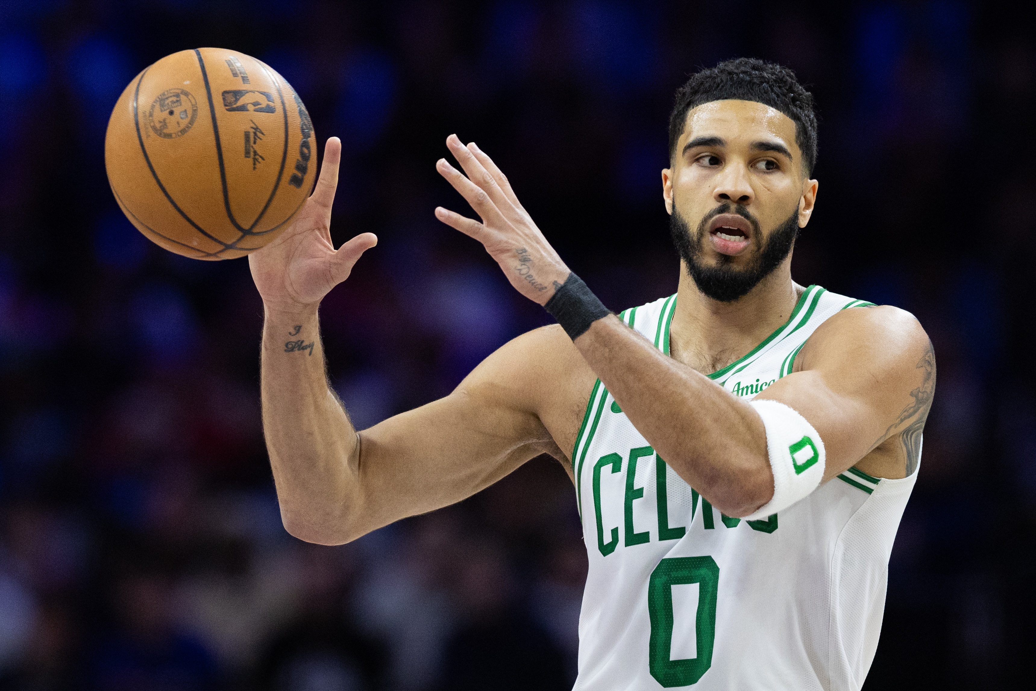 塔圖姆:馬祖拉總跟我說(shuō)打比賽是解謎題 賽前他說(shuō)今天是特別謎題